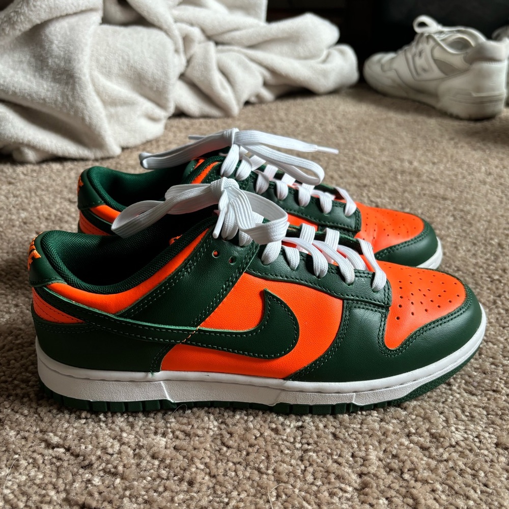 Miami Hurricane Dunks Men Size 7 (Women’s 8.5) Worn Once